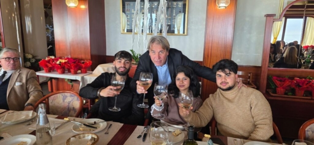 WhatsApp Image 2025-12-19 at 22.00.36